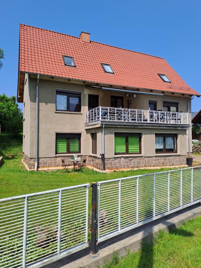 Monteur- Und Ferienwohnung In Hainichen - Obergeschoss Oder Dachgeschoss - Familie Weber Bockendorf Exterior foto